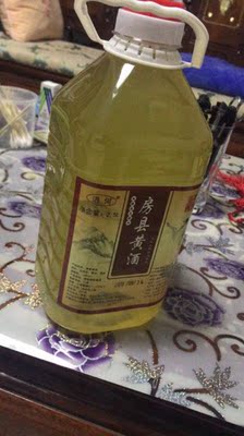 收到后发现包装太好了，有充气袋保护，还有硬纸箱，酒完好无损，晚上迫不及待放了点尝尝，香甜可口，还有点后劲呢。每顿喝一点，感觉胃口都好了很多呢。吃的多会不会长胖啊！哈哈哈