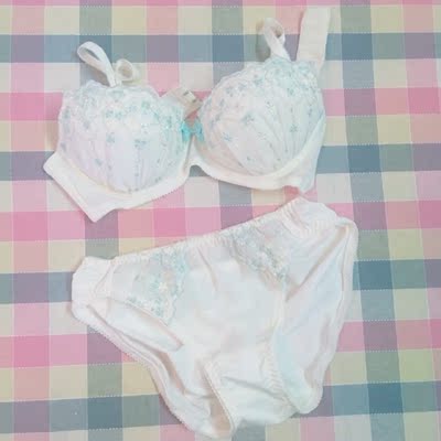 此用户没有填写评价。