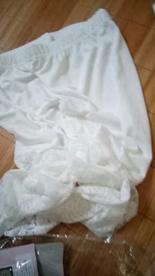 很不错的一条美美哒裤子,布料也不错,喜欢的亲赶紧下手了, 很不错的一条美美哒裤子,布料也不错,喜欢的亲赶紧下手了,