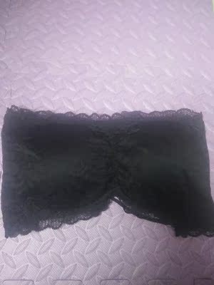 内衣挺好，穿着很舒服，内裤质量也好，满意！