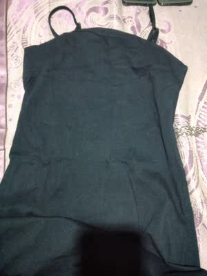 很显身材，料子很舒服，上身效果非常棒，！