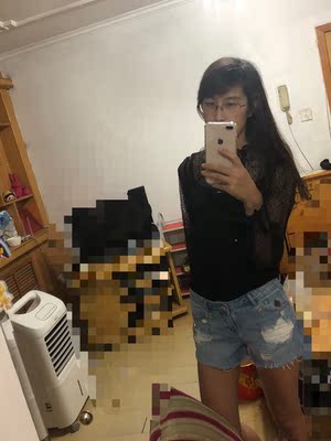 怕是美死了,本来我肩宽,还纠结会不会显得更宽,结果上身效果真的不要太好看,感觉穿这么洋气的衣服必须得画个妆才可以,身高169,体重49公斤,160S 。好评好评~ 怕是美死了,本来我肩宽,还纠结会不会显得更宽,结果上身效果真的不要太好看,感觉穿这么洋气的衣服必须得画个妆才可以,身高169,体重49公斤,160S 。好评好评~