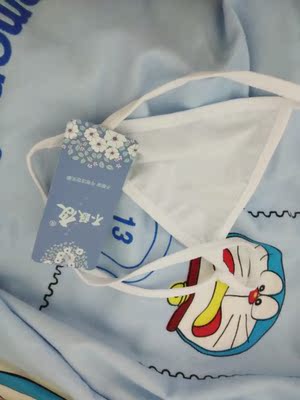 面料是很透气那种,大小很合适,显性感!还送了小裤裤,准备给老公惊喜,大爱! 面料是很透气那种,大小很合适,显性感!还送了小裤裤,准备给老公惊喜,大爱!