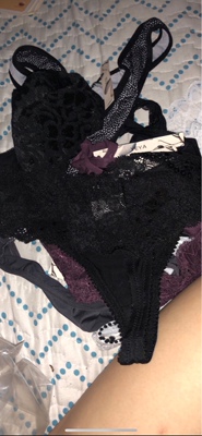 我啥也不说了 绝对是我在淘宝买过最最最划算便宜 质量一点点毛病没有的内衣 已经关注此店铺 这次一下买了7条 就连价钱最低的那一条质量也特别好