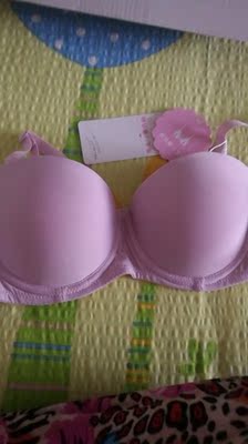 很满意，很实惠，很漂亮，面料很舒服追加5个星