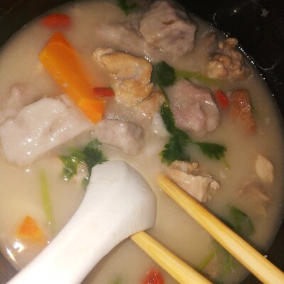 我感觉不错啊，料子穿起来确实舒适透气！