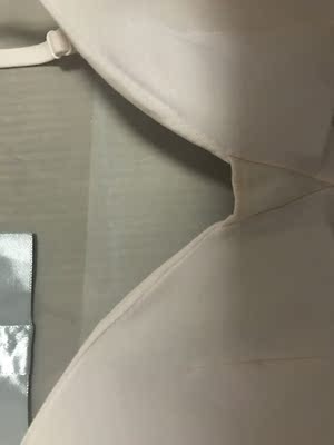 面料很舒服,尺码也刚刚好。这种内衣就是穿着很舒服没有太多舒服。塑形的话应该不行。其他挺好的,里面的海绵垫好像是可以换的,店铺里面好像有专门卖的……总体还不错价格也便宜啊…快快乐乐健健康康快快乐乐他健健康康快快乐乐健健康康快乐啦啦凑个字 面料很舒服,尺码也刚刚好。这种内衣就是穿着很舒服没有太多舒服。塑形的话应该不行。其他挺好的,里面的海绵垫好像是可以换的,店铺里面好像有专门卖的……总体还不错价格也便宜啊…快快乐乐健健康康快快乐乐他健健康康快快乐乐健健康康快乐啦啦凑个字