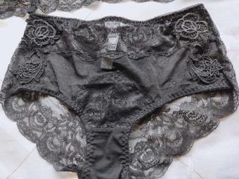 亲们!!公 总号搜:肉元元。体验感超级好!质量非常好,非常柔软。穿着很舒服,透气性好。料子很好,穿上很舒服。女朋友很喜欢,价格合理也很合身 亲们!!公 总号搜:肉元元。体验感超级好!质量非常好,非常柔软。穿着很舒服,透气性好。料子很好,穿上很舒服。女朋友很喜欢,价格合理也很合身