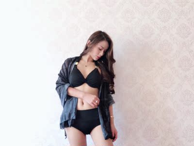 宝贝收到非常喜欢,颜色很图片一致没有色差,质量杠杠的,做工方面都非常精致,大小很合身,这个价格性价比非常高,主要穿着很漂亮,本人身高1.6 82斤穿的小码,很合身。上身真的非常棒,带点小性感,物流也非常的快,卖家服务也很好呢,真的非常满意啊! 宝贝收到非常喜欢,颜色很图片一致没有色差,质量杠杠的,做工方面都非常精致,大小很合身,这个价格性价比非常高,主要穿着很漂亮,本人身高1.6 82斤穿的小码,很合身。上身真的非常棒,带点小性感,物流也非常的快,卖家服务也很好呢,真的非常满意啊!