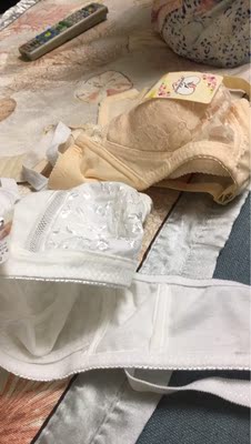 纯棉，薄薄的，夏天穿正合适，非常合身，妈妈很喜欢，下次再来