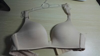 第二次购买了，轻薄舒适，夏天也吸汗好