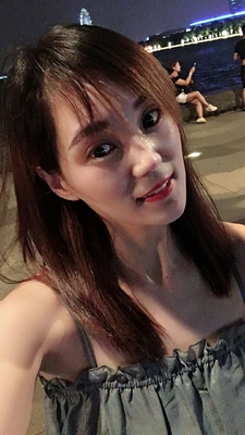 很漂亮，还不会掉，可以穿一子肩的衣服了，不用害怕尴尬了