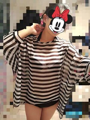 衣服挺合适的。