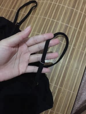 料子舒服，带子可以自由伸缩，是我想要的款式