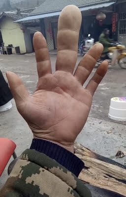 此用户没有填写评价。