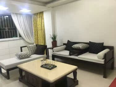 沙发收到，包装和质量很好，做工精细，面料考就，手感舒服，坐上去舒服，看上去高档，非常满意，店家发货快服务态度好