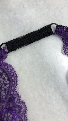 除了其间两条略小点裤头 其它没问题 一直在这家买内内 除了其间两条略小点裤头 其它没问题 一直在这家买内内