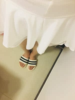 裙子很值这个价钱，非常喜欢