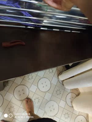 桌子看着简单,但是实际是实木的,很喜欢,也很合适家里的简约风格!至于卖家,价格优惠,客服态度也好!下次还需要这样风格的家具会再来 桌子看着简单,但是实际是实木的,很喜欢,也很合适家里的简约风格!至于卖家,价格优惠,客服态度也好!下次还需要这样风格的家具会再来