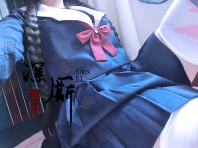 🤗这种比基尼上衣都很显胸，袜子的印花很可爱，软软的。弹力很好