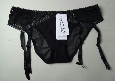 穿上很性感喔,质感很好的,包装可以,还有附赠大腿丝袜,值得购买 穿上很性感喔,质感很好的,包装可以,还有附赠大腿丝袜,值得购买