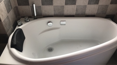 目前看来科泽浴缸怎么样，科泽浴缸是大品牌么，哪生产的