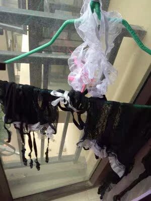 质量很好没有任何问题，老婆穿着也很性感非常满意性价比很高。