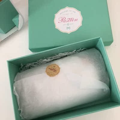 还不错，本来想买粉色，但是没货了.喜欢这个款式所以买了白色的，实物和图片一致很好看，就是质量一般，不知道穿一穿蕾丝怎么样，不过整体来说值这个价格.