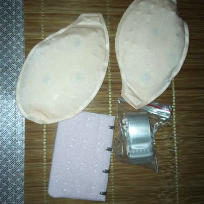 选了几天了，看中这款，下单后，还是有点担心，今天中午一收到马上试穿，真不错哈，出付意料的好，很舒服，是薄款的，收副乳很好，总之很满意。