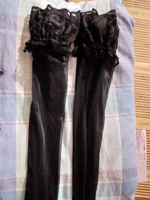 挺精致的,丝袜平时穿也是可以的,弹性很大 挺精致的,丝袜平时穿也是可以的,弹性很大