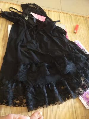 天阿,我是想买睡裙,怎么是这样的,还这么短,???怪我自己没有好好看,下单太仓促了。我也懒得换了。太短了还不知道能不能穿。不过质量感觉还不错的 天阿,我是想买睡裙,怎么是这样的,还这么短,???怪我自己没有好好看,下单太仓促了。我也懒得换了。太短了还不知道能不能穿。不过质量感觉还不错的