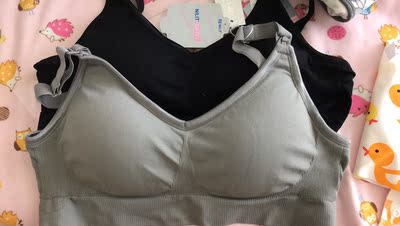 内衣料子很舒服，客服推荐尺码合适，不勒，弹力很大。