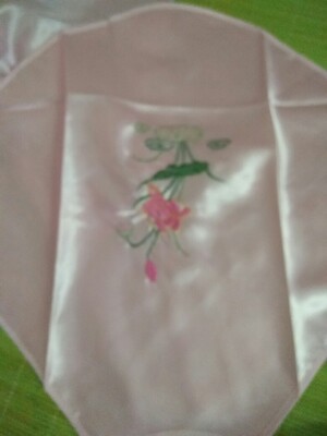 刚拆开快递,很满意,颜色很正,100个赞 刚拆开快递,很满意,颜色很正,100个赞