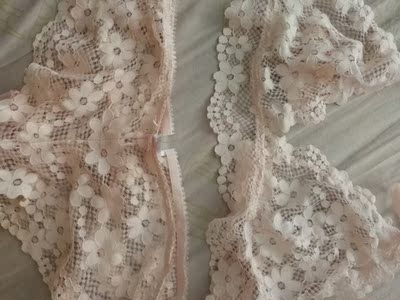 很漂亮,无色差,穿着刚刚好,很喜欢 很漂亮,无色差,穿着刚刚好,很喜欢