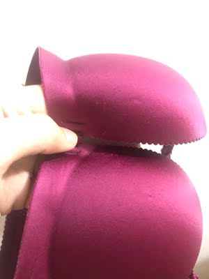 穿了4次 手洗過2次 機洗過2次 已經起粒粒了 地球表面一樣 質量不好👎👎👎 穿了4次 手洗過2次 機洗過2次 已經起粒粒了 地球表面一樣 質量不好👎👎👎