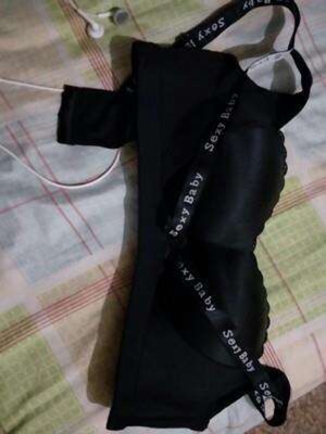 穿上就让人感觉爱不释手，同时也购买了好几家同款的，收到货我对比了一下，只有你家的内衣我觉得超值，面料弹性非常好， 洗过了也不会褪色，变形什么的更不用担心了，穿身上非常贴身很舒服也不嘞 一眼就相中果然没让人失望，内衣也没有别的味道。尺码也标准的，平时穿的尺码拍下的，真的是特别好看，没想到这么便宜呐，面料也不错很舒服，物流也特别快