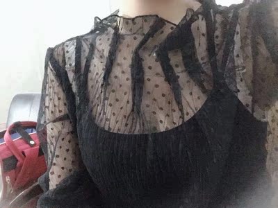 好看,就是袖子太长了,袖口也不一样松紧 好看,就是袖子太长了,袖口也不一样松紧