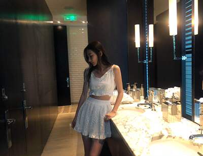 宝贝质量超级好，比我想象中的好多了，上身效果很好，显瘦，仙，很美，有点小性感，穿出去回头率非常高，朋友都说好看，真的太喜欢了，物美价廉！