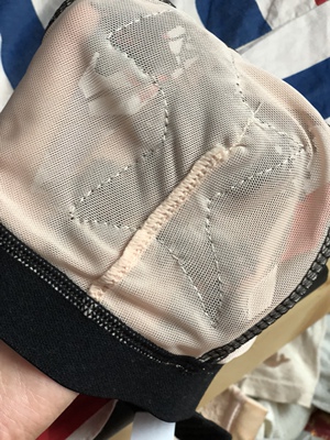 评论都是刷的吗？这是情趣内衣吧，这怎么穿？呵呵了我！！情趣内衣也不值这个钱吧！什么鬼。坑人