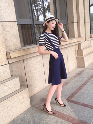 谢谢卖家很贴心的包装，打开也没有什么味道，实物感觉很好看，做工和细节都处理的非常好，码数也挺正的，做重要的是穿起来很舒服，时间长了也不会累脚，很心水。