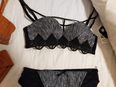 到货很迅速，质量很好，好店铺，推荐了~东西收到以后马上查看，发现与图片描述一致，超级喜欢，卖家发货速度很快，，服务也很到位，给老板点个赞，下次还会来购买.描述的一致，性价比也很高，老板人不错，服务热情，发货速度快，下次还会来你家，也会推荐别人来你家，全五分好评！！！质量非常好，与卖家描述的完全一致，非常满意,真的很喜欢，完全超出期望值，发货速度非常快，包装非常仔细、严实，物流公司服务态度很好，运送速度很快，很满意的一次购物东西今天收到很满意谢谢老板！下次来的时候记得优惠咯！终于收到我需要的宝贝了，东西很好，价美物廉，谢谢掌柜的！说实在，这是我淘宝购物来让我最满意的一次购物。无论是掌柜的态度还是对物品，我都非常满意的。掌柜态度很专业热情，有问必答，回复也很快，我问了不少问题，他都不觉得烦，都会认真回答我，这点我向掌柜表示由衷的敬意，这样的好掌柜可不多