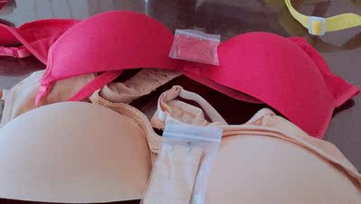 颜色特别漂亮,已是第二次购买,老妈很喜欢,穿过再也不想穿带钢圈的内衣了 颜色特别漂亮,已是第二次购买,老妈很喜欢,穿过再也不想穿带钢圈的内衣了