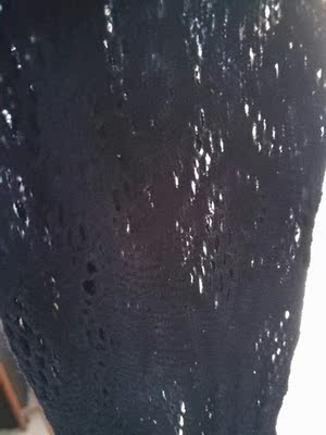 和图片一样，很诱惑很性感，弹性很大，穿上大小合适，我身高171，体重120斤，做工精细，不容易破，特别是开裆，开的挺大，卖家私密发货很体贴，谢谢卖家！