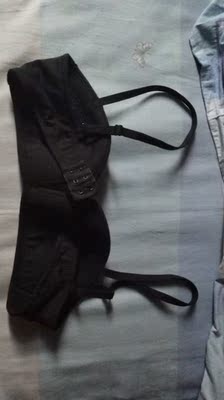 宝贝很漂亮,比较聚拢,但没有钢圈还挺舒服的,对小胸也很友好,质量也特别好,摸着比较软,但很有型,他们家内衣都挺好看的,质量也特别好,穿着舒服很重要,喜欢的小仙女快点下单吧,不要犹豫了 宝贝很漂亮,比较聚拢,但没有钢圈还挺舒服的,对小胸也很友好,质量也特别好,摸着比较软,但很有型,他们家内衣都挺好看的,质量也特别好,穿着舒服很重要,喜欢的小仙女快点下单吧,不要犹豫了