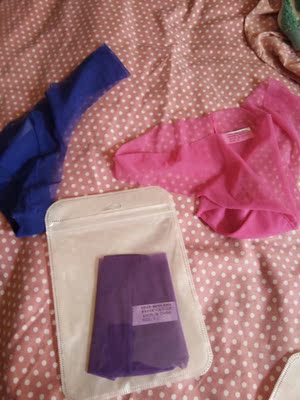 收到，好看，性感，颜色很正。晚上大战。