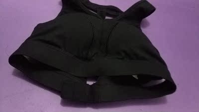 严重外扩，已改，此运动内衣已弃，在其他几家买的都没有外扩现象！