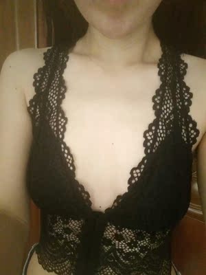 真的，质量超好的，而且特别性感漂亮！洗了没掉色也没变形，太超值了！