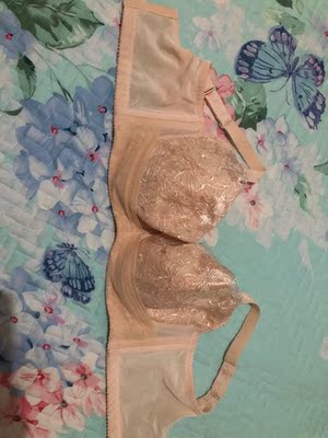 很满意,一如既往的好,对于我这种很挑内衣的人来说茜施尔是很好的选择,大小正好合适,效果也很好,质量也跟实体店一样的。 很满意,一如既往的好,对于我这种很挑内衣的人来说茜施尔是很好的选择,大小正好合适,效果也很好,质量也跟实体店一样的。