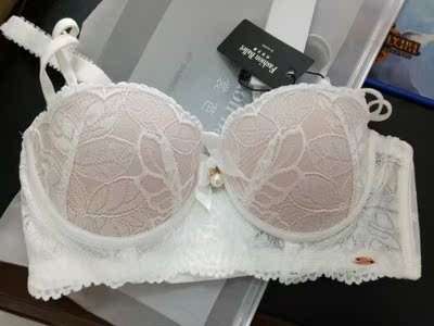 还可以吧，物流的时候盒子压扁了。不过内衣没啥问题，颜色也可以，手感也不错。