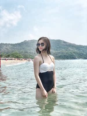 买来送给朋友的，朋友刚好出去玩穿上了，朋友说质量真心的好，自己准备也买一套